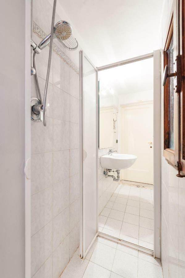 Апартаменты Like A Local In Oltrarno Флоренция Экстерьер фото
